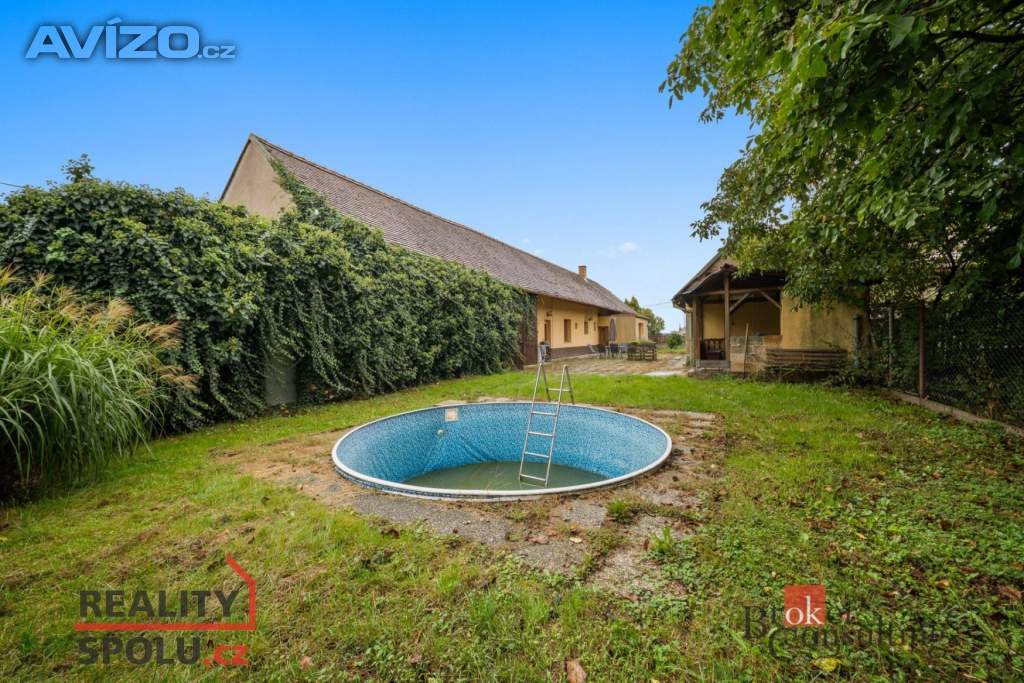 Foto inzerátu Prodej rodinného domu 189 m², Běrunice