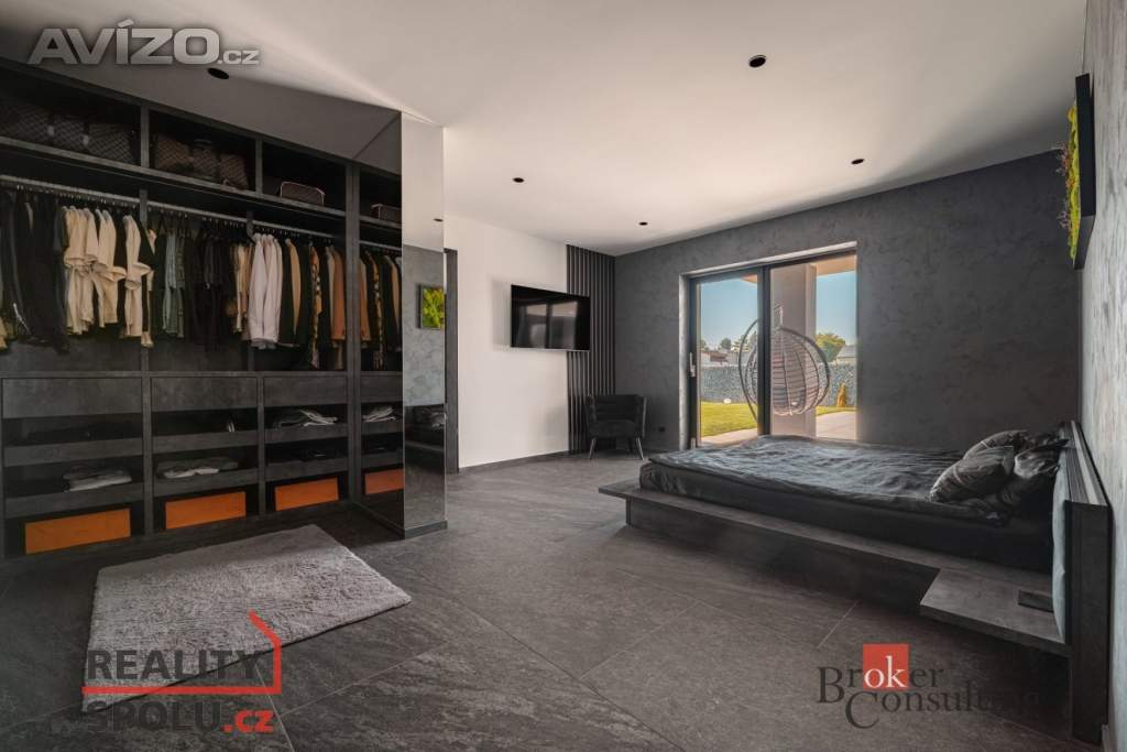 Foto inzerátu Prodej rodinného domu 216 m², Úherce