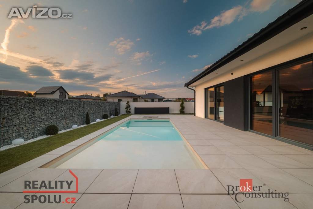 Foto inzerátu Prodej rodinného domu 216 m², Úherce