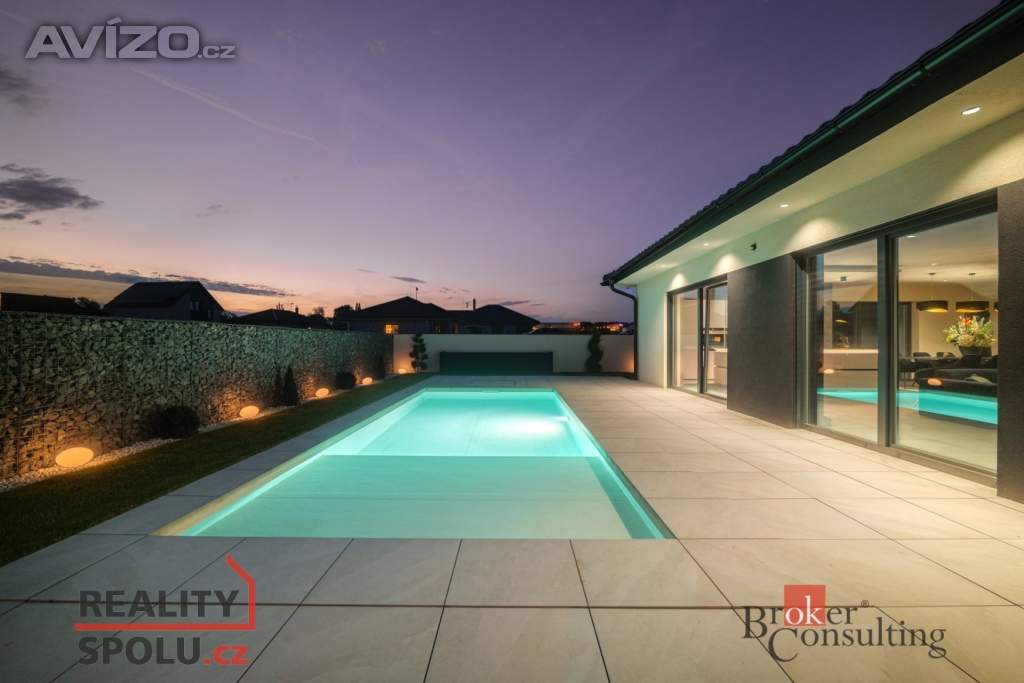 Foto inzerátu Prodej rodinného domu 216 m², Úherce