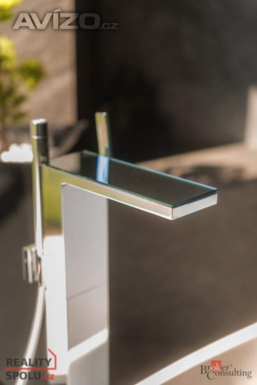 Foto inzerátu Prodej rodinného domu 216 m², Úherce