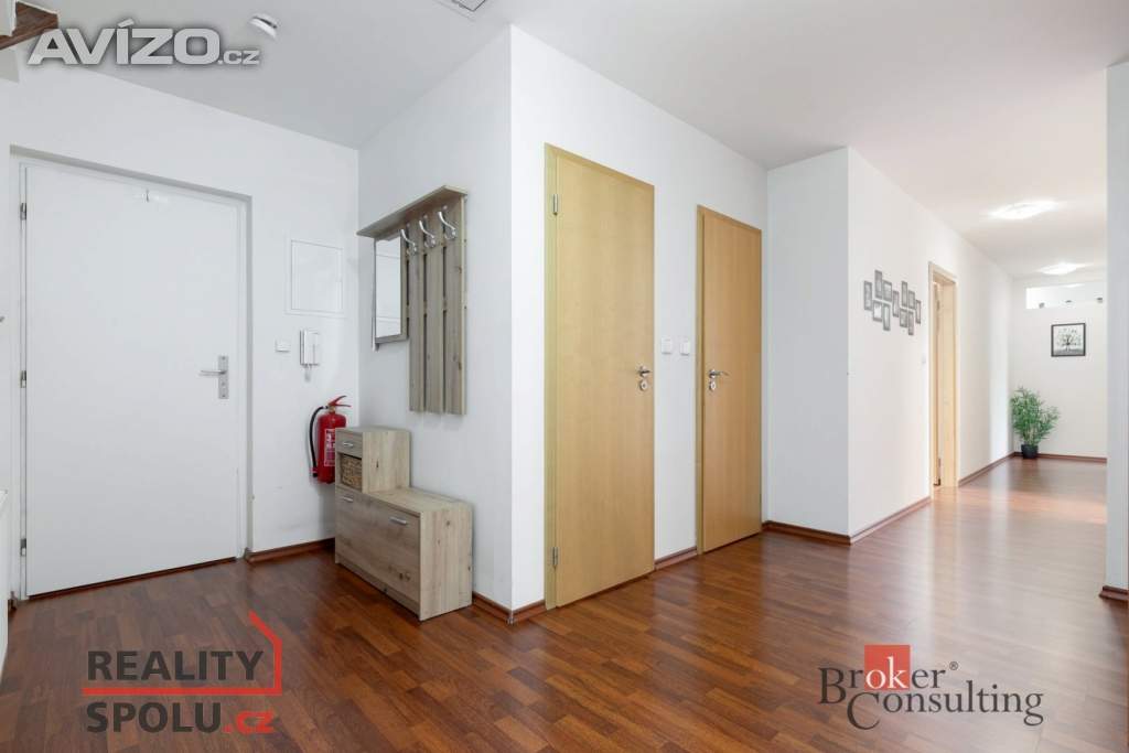 Foto inzerátu Prodej bytu 3+kk 120 m², Babice