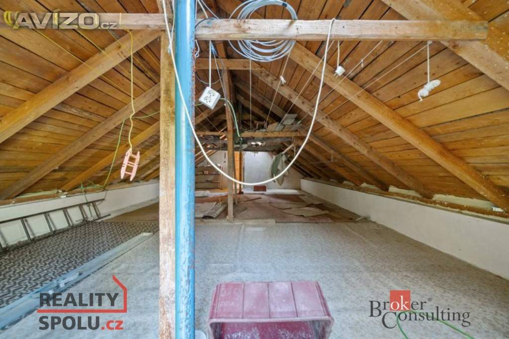 Foto inzerátu Prodej rodinného domu 200 m², Dubenec