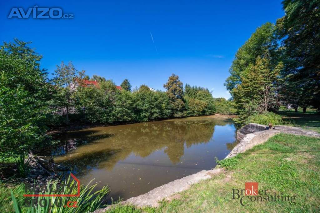 Foto inzerátu Prodej rodinného domu 200 m², Dubenec