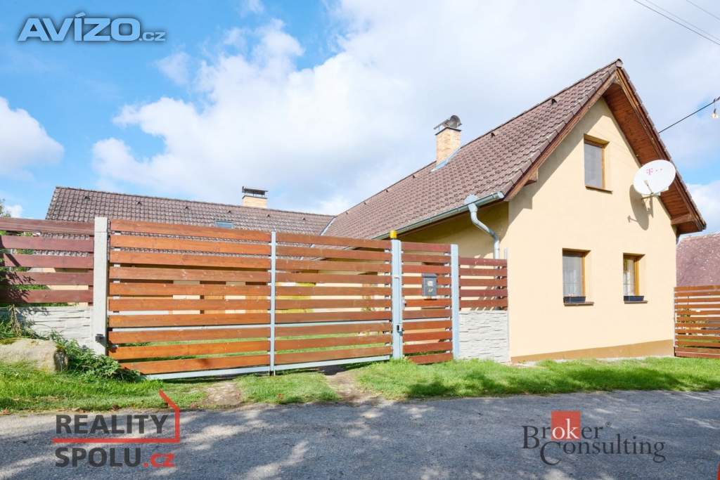 Foto inzerátu Prodej rodinného domu 220 m², Kluky