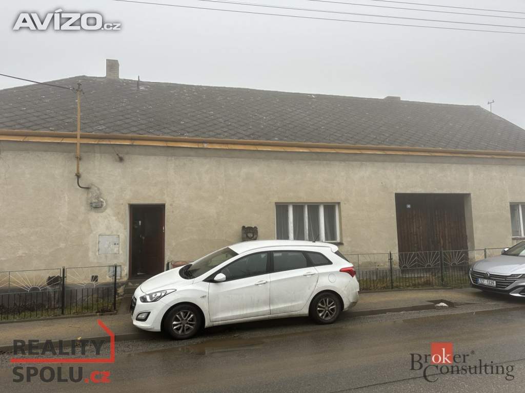 Prodej rodinného domu 420 m², Lesonice