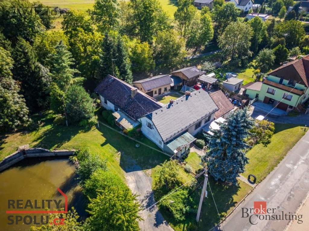 Foto inzerátu Prodej rodinného domu 500 m², Dubenec