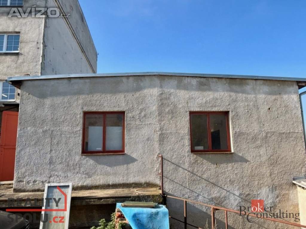 Pronájem skladu 61 m², Karlovy Vary