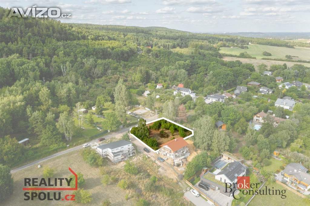 Foto inzerátu Prodej stavebního pozemku 1 241 m², Mníšek pod Brdy