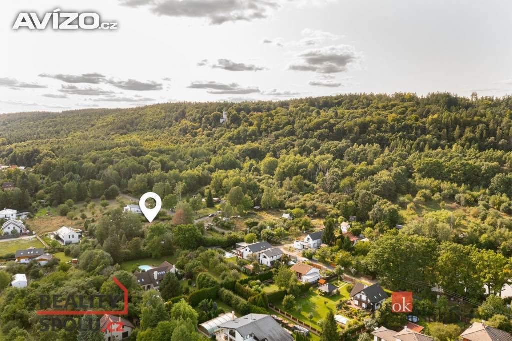 Foto inzerátu Prodej stavebního pozemku 1 241 m², Mníšek pod Brdy