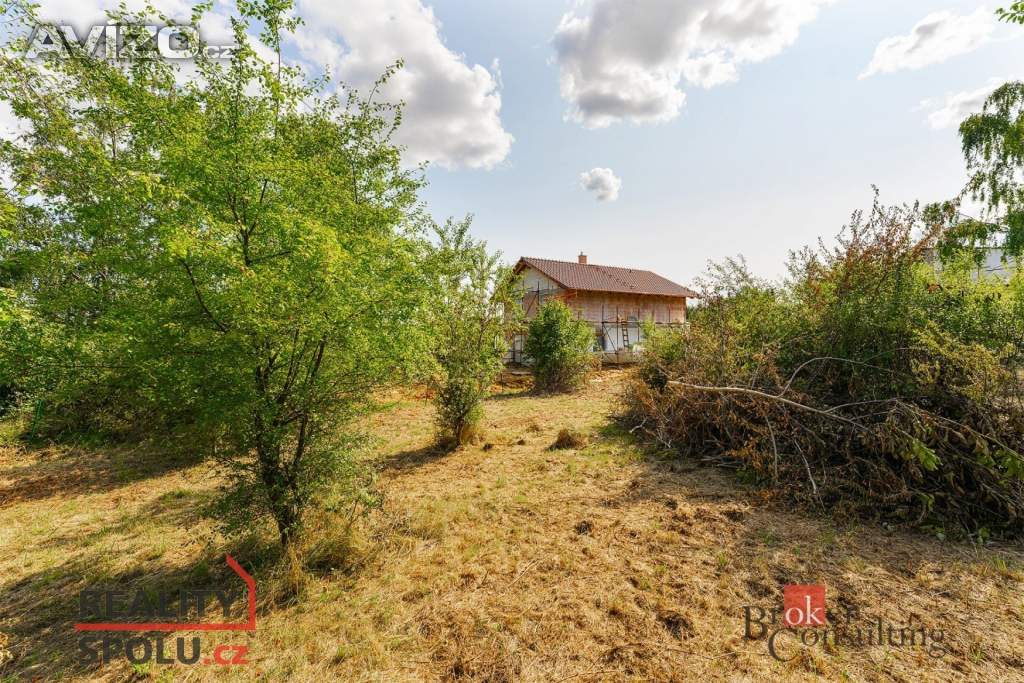 Foto inzerátu Prodej stavebního pozemku 1 241 m², Mníšek pod Brdy
