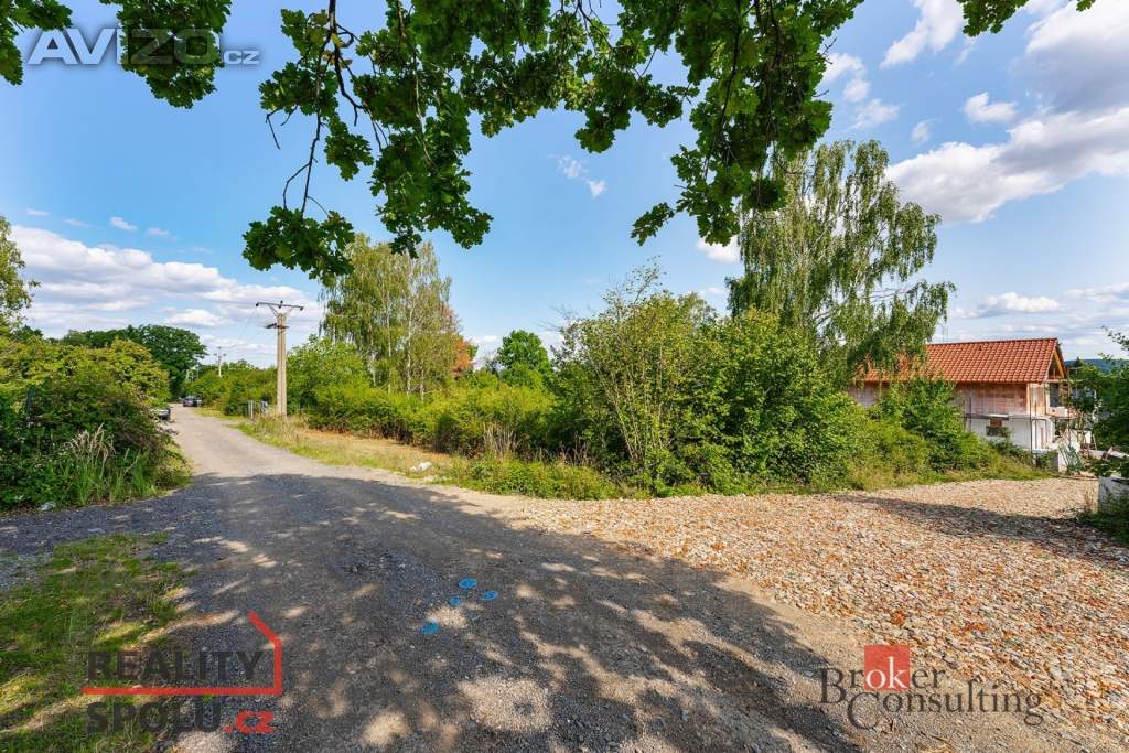 Foto inzerátu Prodej stavebního pozemku 1 241 m², Mníšek pod Brdy