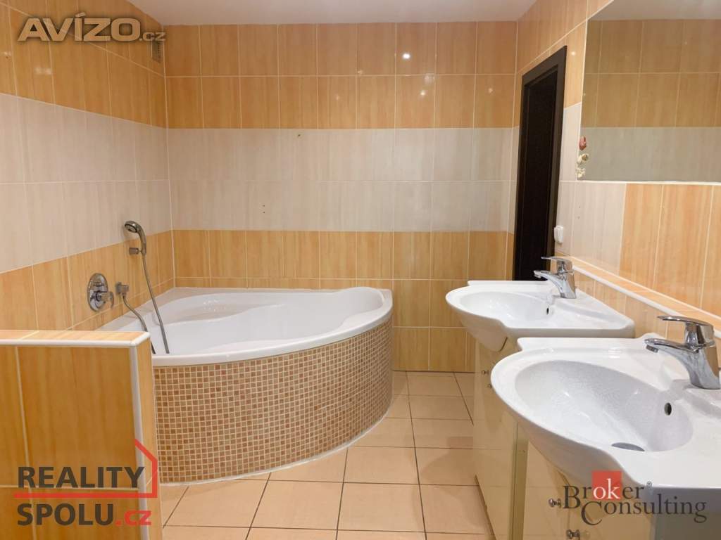 Prodej bytu 3+1 71 m², Chomutov