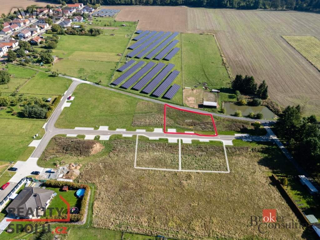 Foto inzerátu Prodej stavebního pozemku 971 m², Soběkury