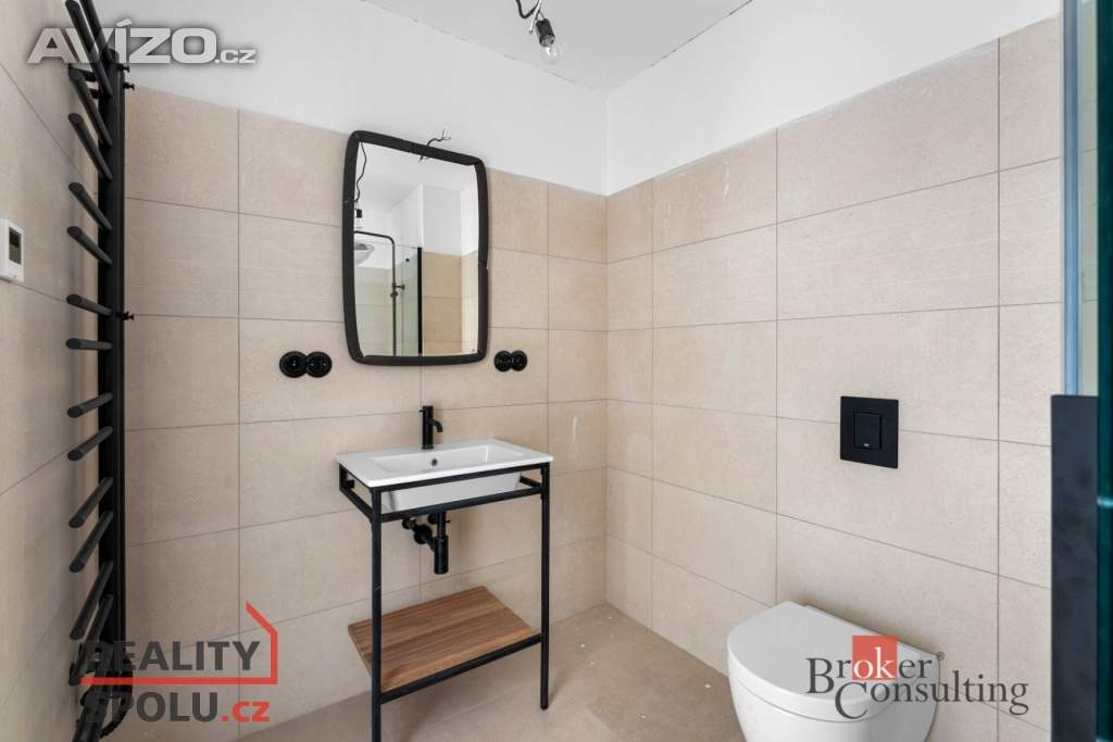 Foto inzerátu Prodej bytu 1+kk 49 m², Praha