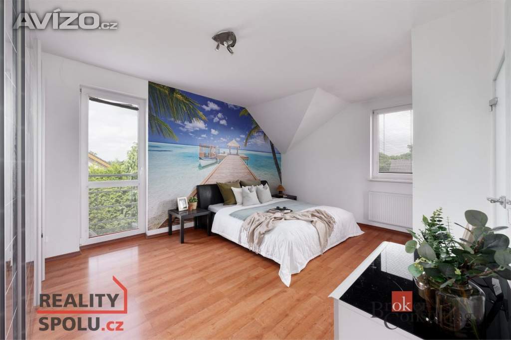 Foto inzerátu Prodej rodinného domu 220 m², Vodochody