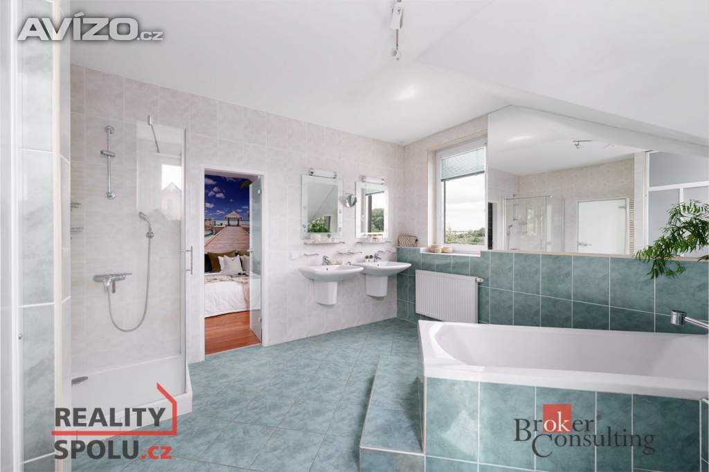 Foto inzerátu Prodej rodinného domu 220 m², Vodochody