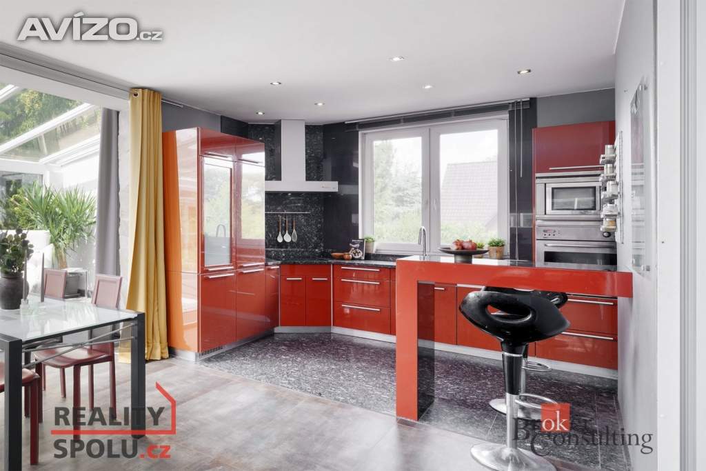 Foto inzerátu Prodej rodinného domu 220 m², Vodochody