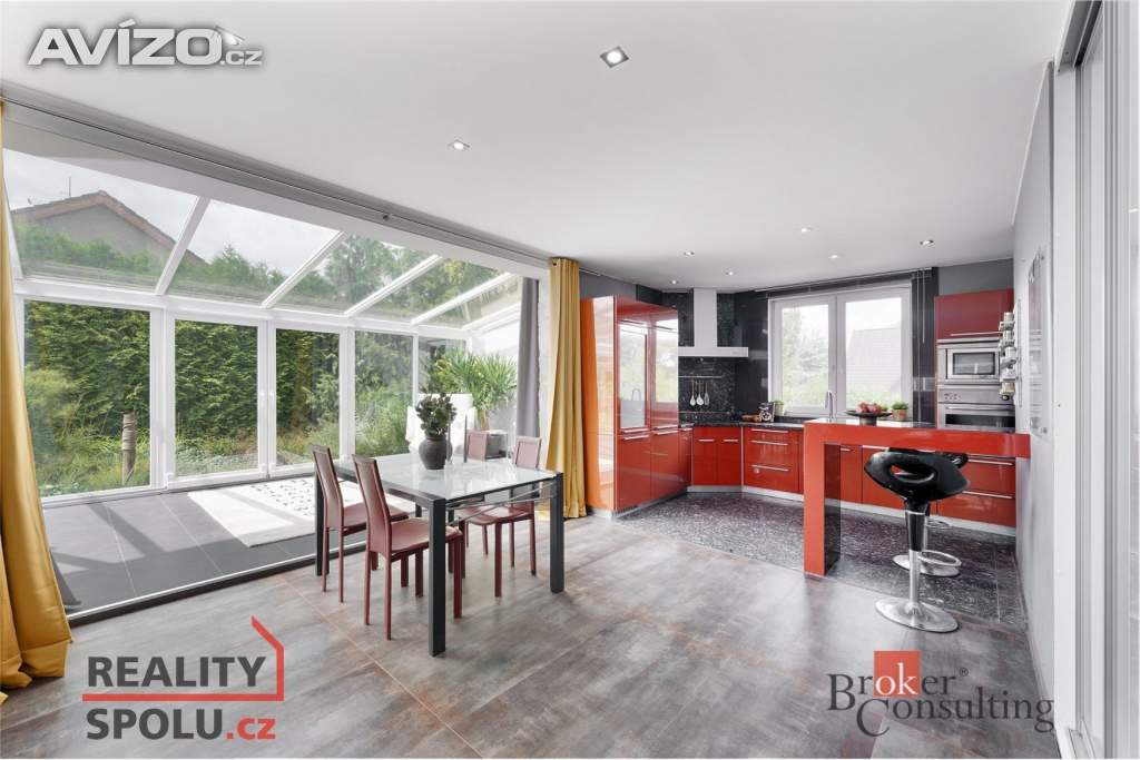 Foto inzerátu Prodej rodinného domu 220 m², Vodochody