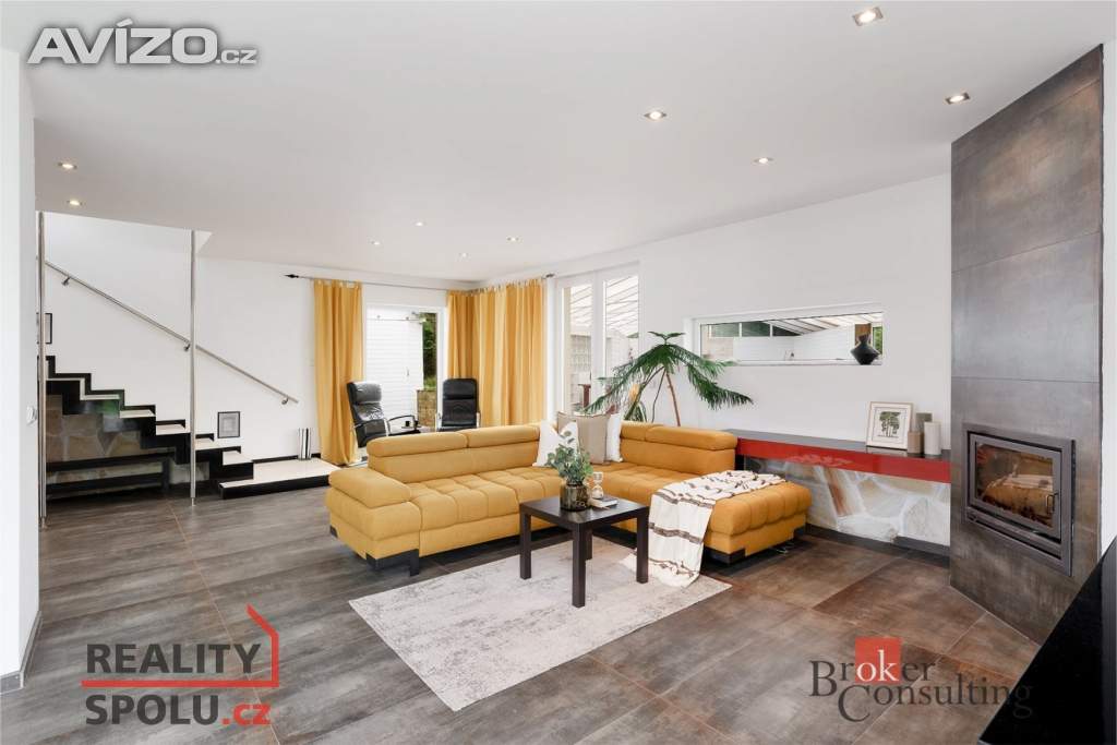 Foto inzerátu Prodej rodinného domu 220 m², Vodochody