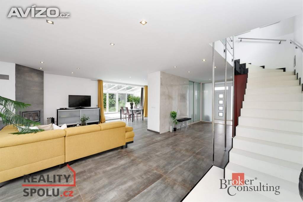 Foto inzerátu Prodej rodinného domu 220 m², Vodochody