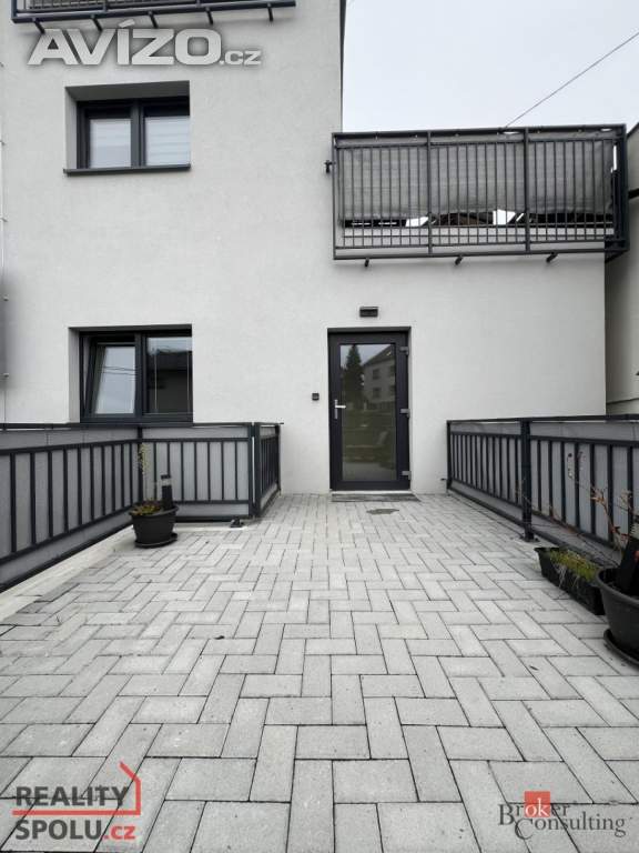 Pronájem bytu 1+kk 33 m², Ostrava
