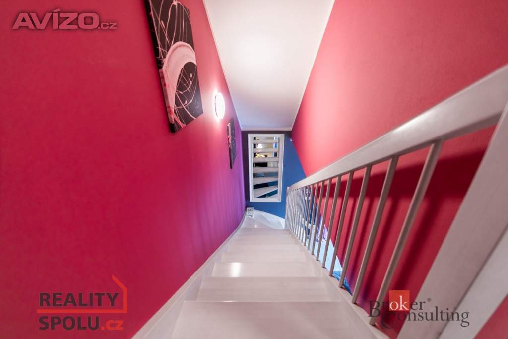 Foto inzerátu Prodej bytu 3+kk 71 m², Bašť