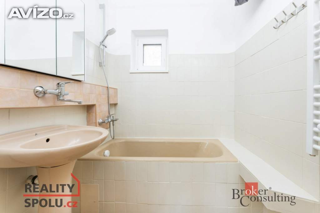 Foto inzerátu Pronájem bytu 2+1 46 m², Praha