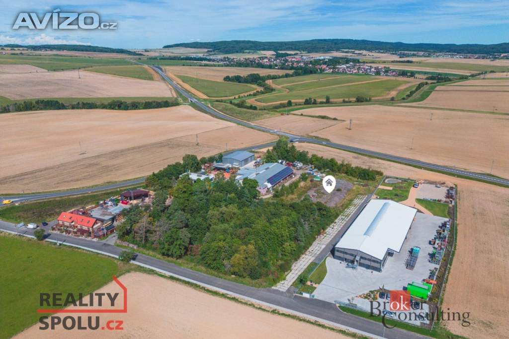 Foto inzerátu Pronájem komerčního pozemku 5 000 m², Litohlavy