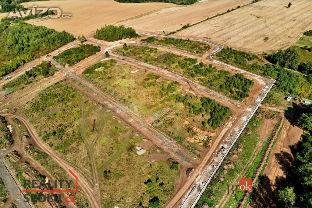 Foto inzerátu Prodej stavebního pozemku 653 m², Ostrov