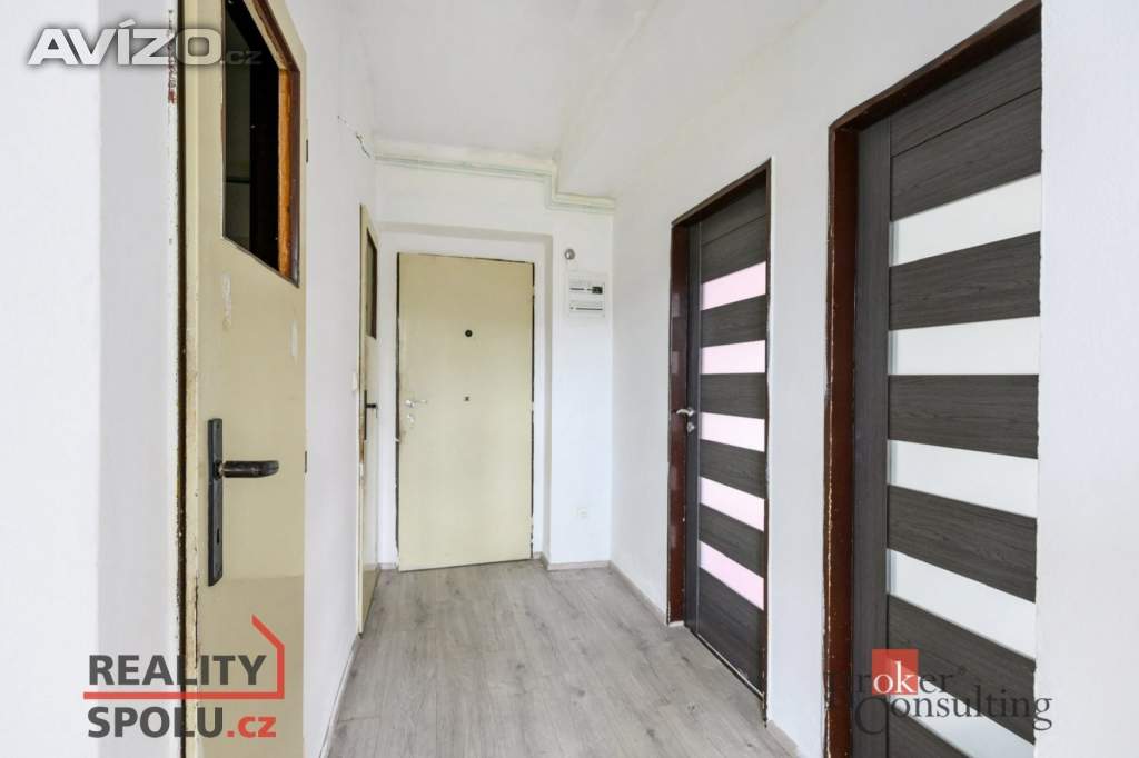 Foto inzerátu Prodej byty 3+1, 88 m² - Předslav - Měcholupy