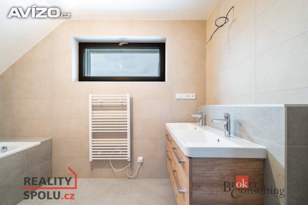 Foto inzerátu Prodej rodinné domy, 164 m² - Lovčice