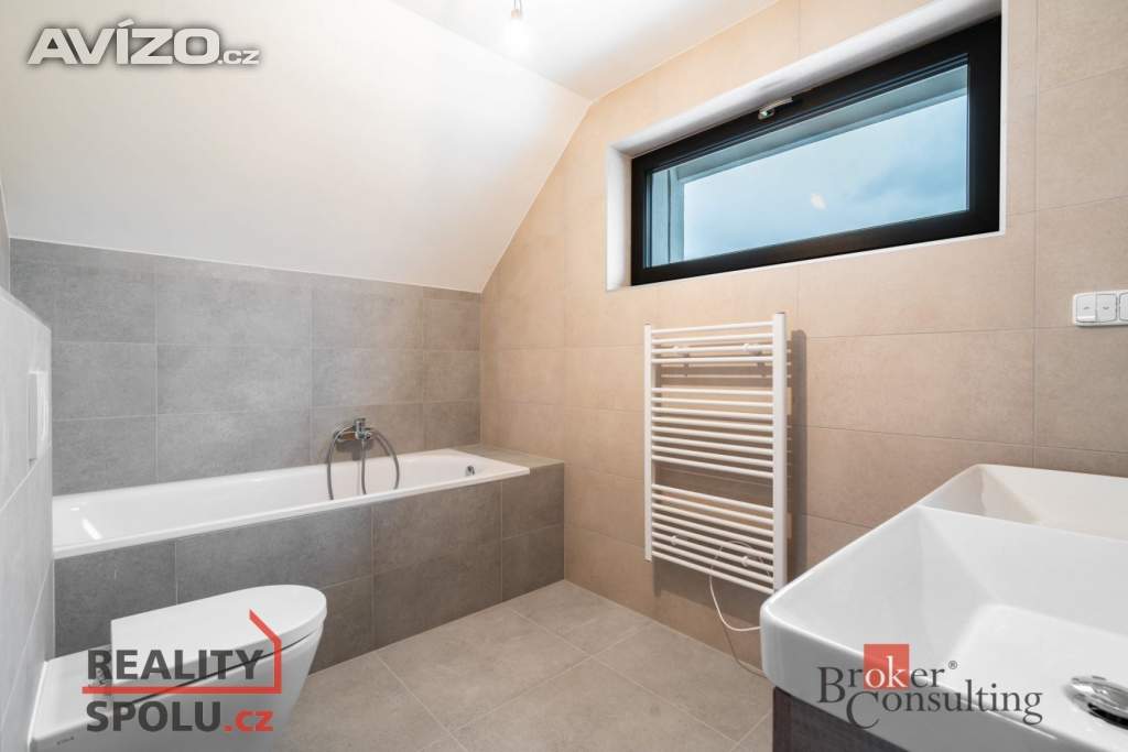 Foto inzerátu Prodej rodinné domy, 164 m² - Lovčice