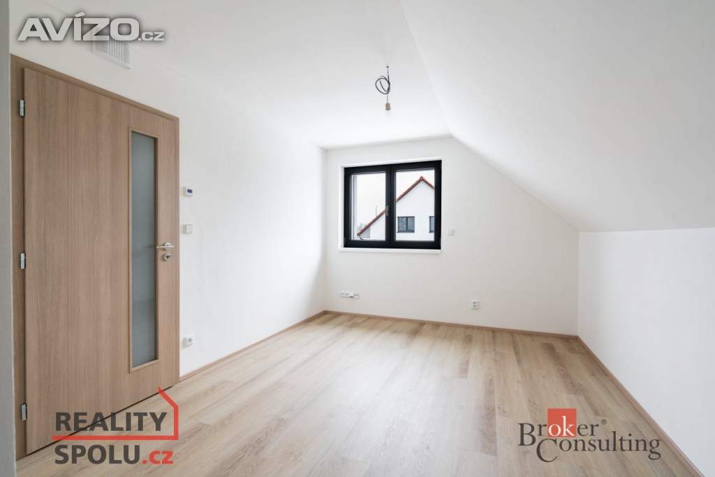 Foto inzerátu Prodej rodinné domy, 164 m² - Lovčice
