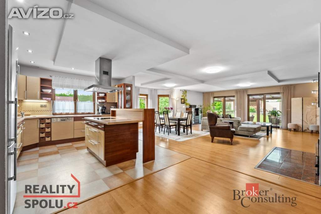 Foto inzerátu Prodej rodinné domy, 221 m² - Mokrovousy