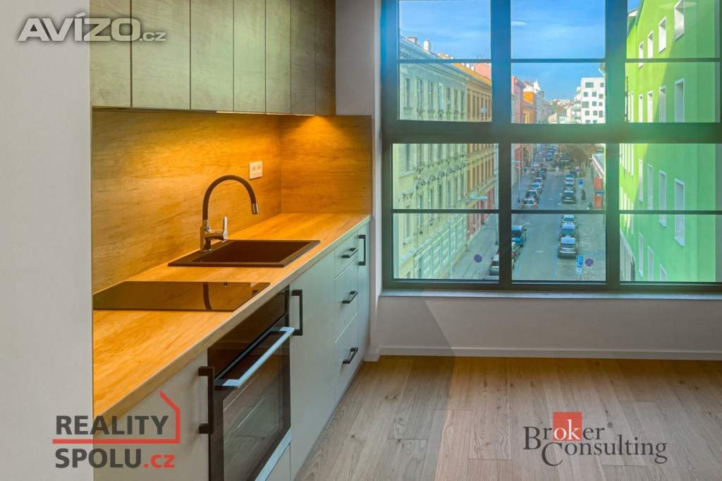 Pronájem bytu 1+kk 32 m², Brno