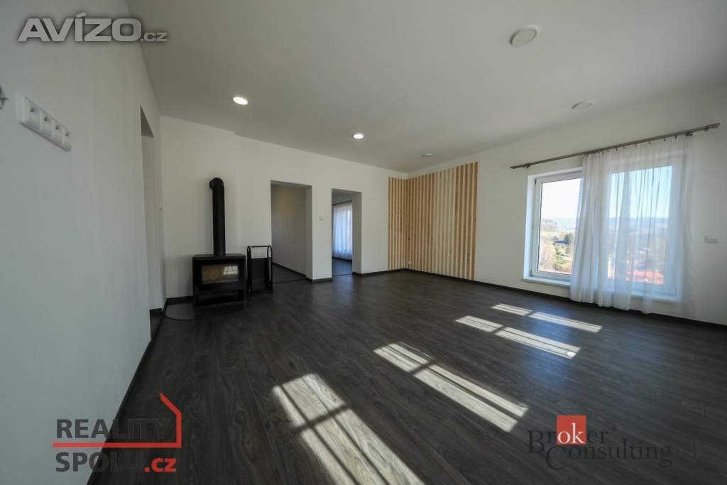 Prodej bytu 3+1 76 m², Držkov