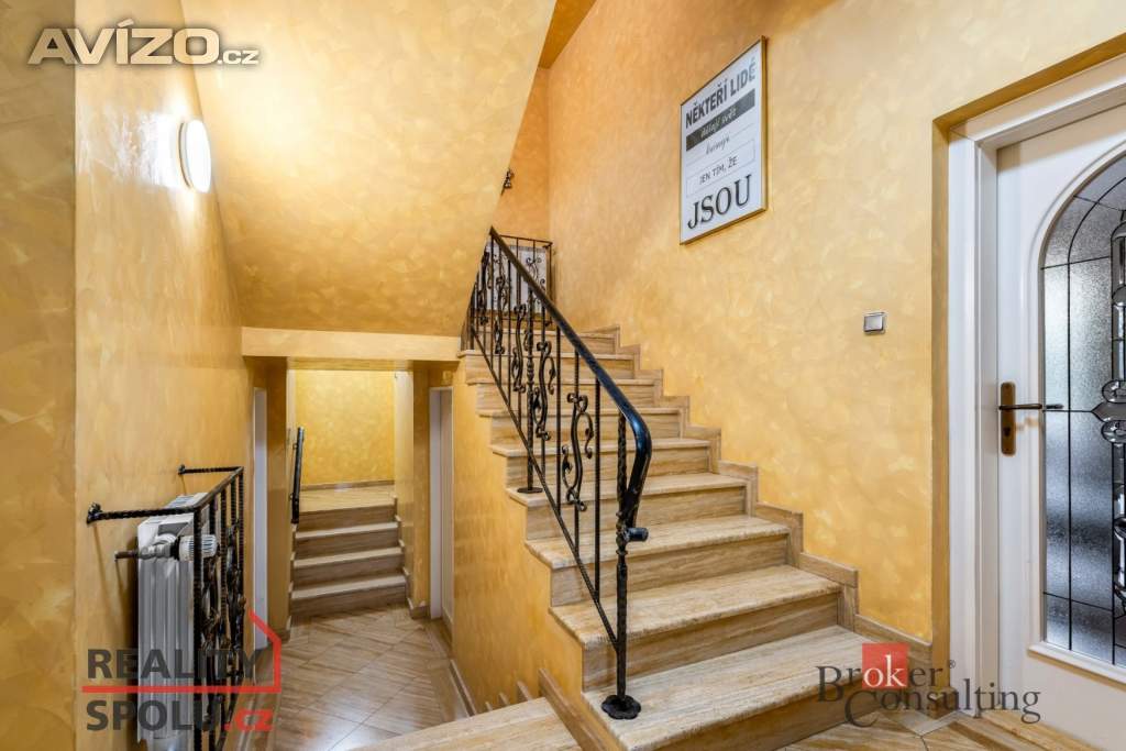 Foto inzerátu Prodej vily 287 m², Praha