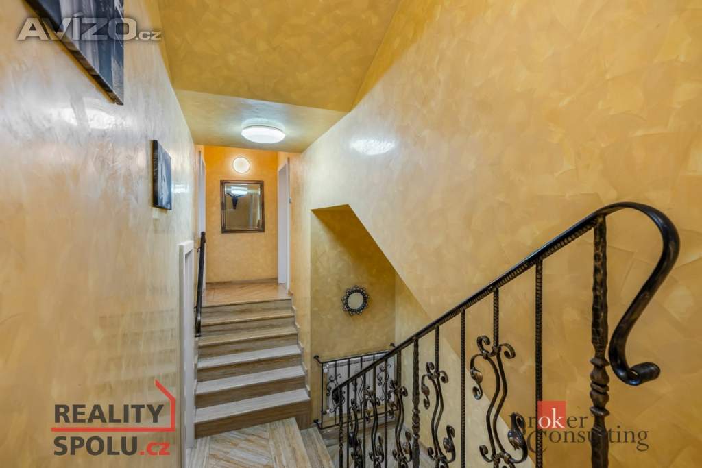 Foto inzerátu Prodej vily 287 m², Praha