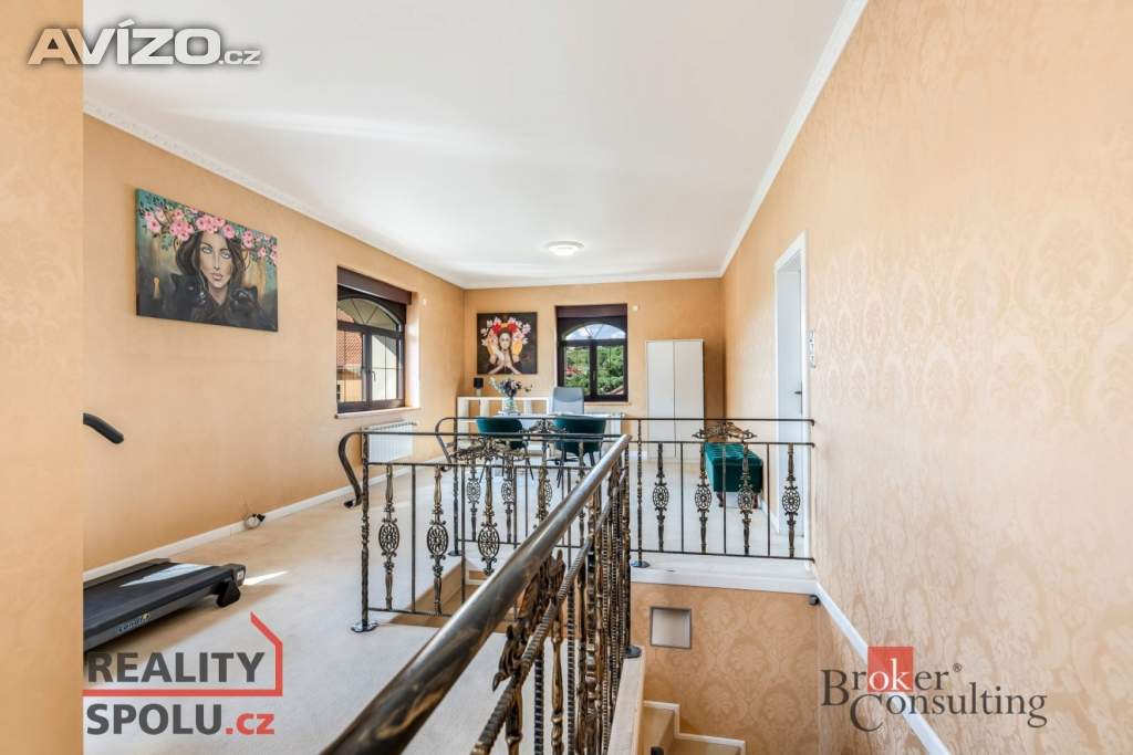 Foto inzerátu Prodej vily 287 m², Praha