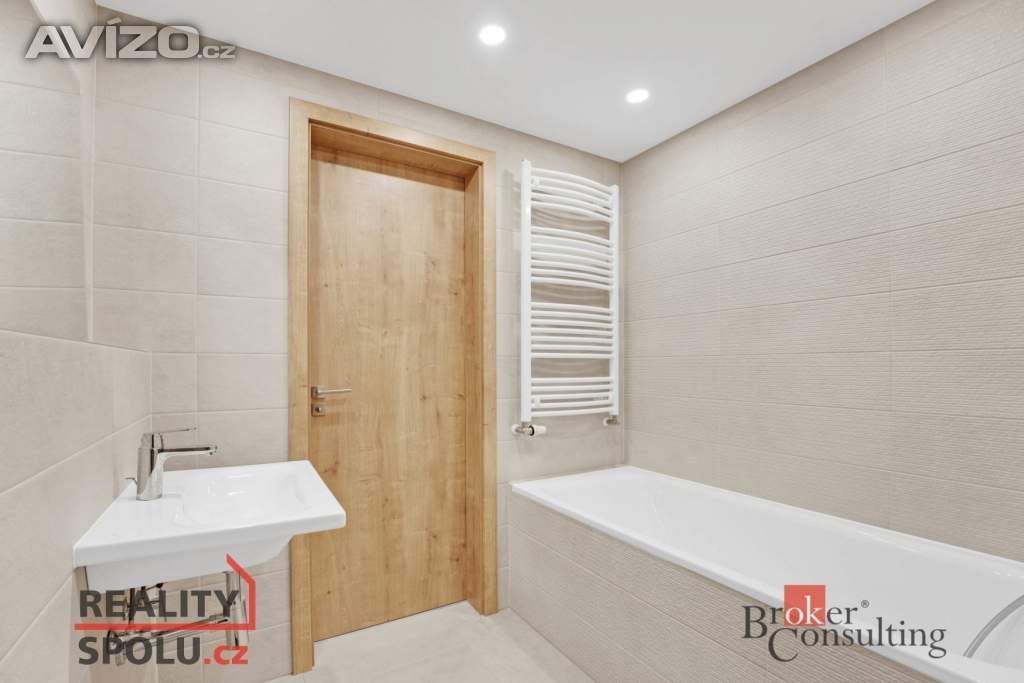 Foto inzerátu Pronájem bytu 2+kk 53 m², Praha