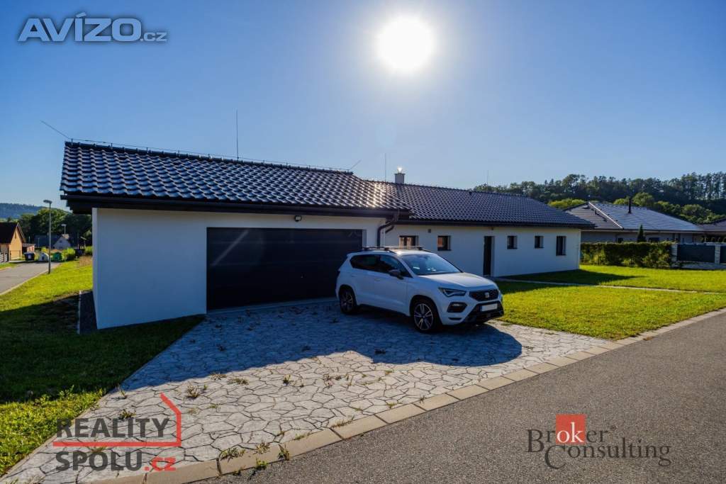 Foto inzerátu Prodej rodinné domy, 198 m² - Helvíkovice