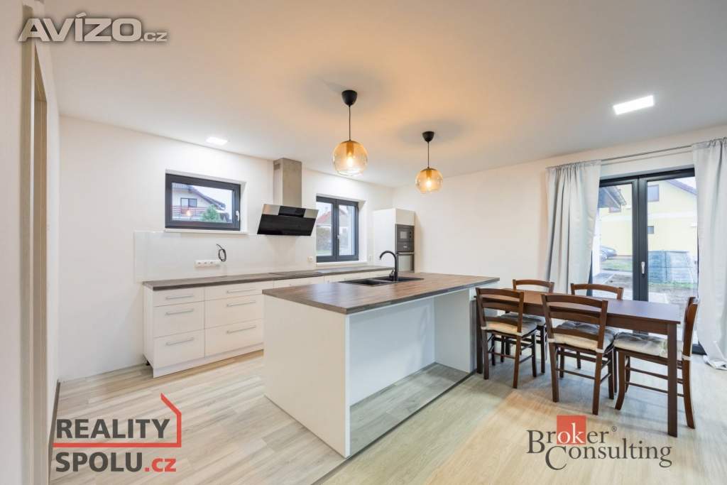 Foto inzerátu Prodej rodinné domy, 198 m² - Helvíkovice