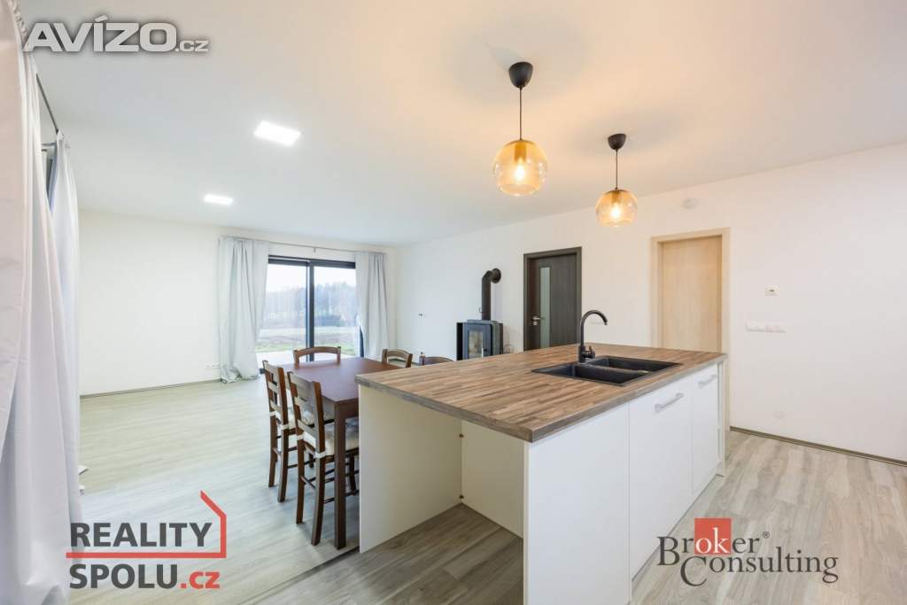 Foto inzerátu Prodej rodinné domy, 198 m² - Helvíkovice