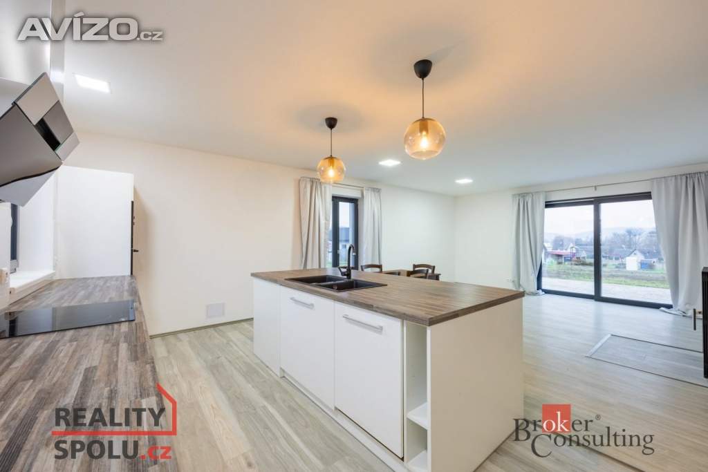 Foto inzerátu Prodej rodinné domy, 198 m² - Helvíkovice