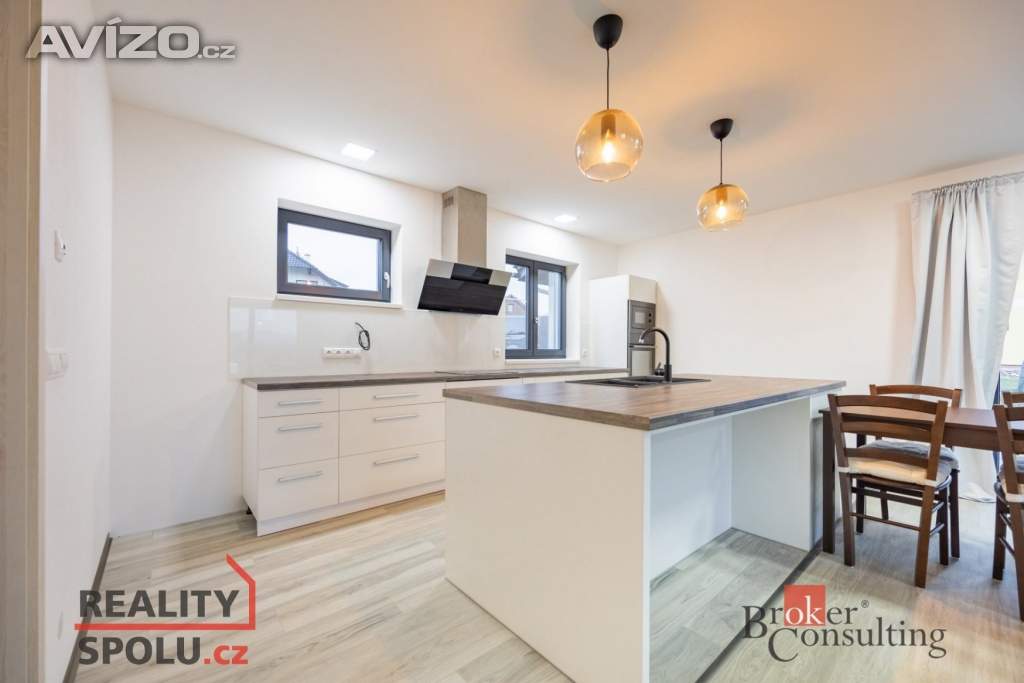 Foto inzerátu Prodej rodinné domy, 198 m² - Helvíkovice