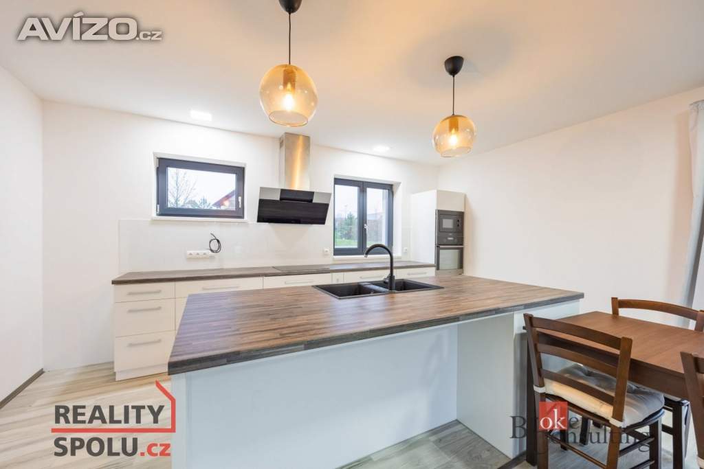 Foto inzerátu Prodej rodinné domy, 198 m² - Helvíkovice