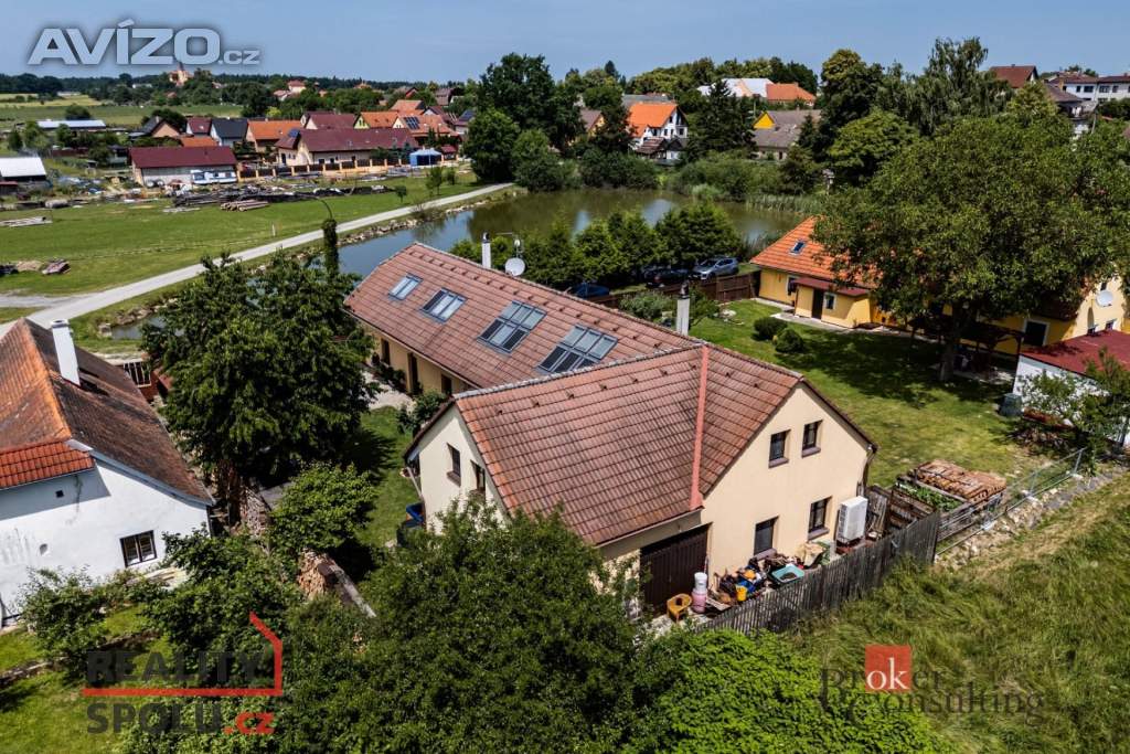 Prodej rodinné domy, 370 m² -