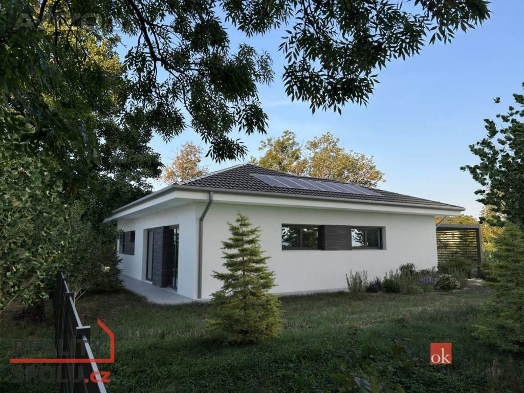 Foto inzerátu Prodej stavebního pozemku 750 m², Litobratřice