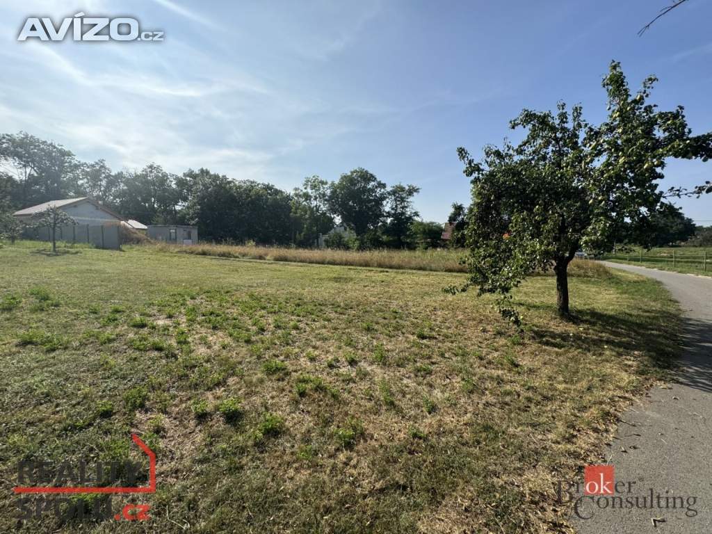 Foto inzerátu Prodej stavebního pozemku 750 m², Litobratřice